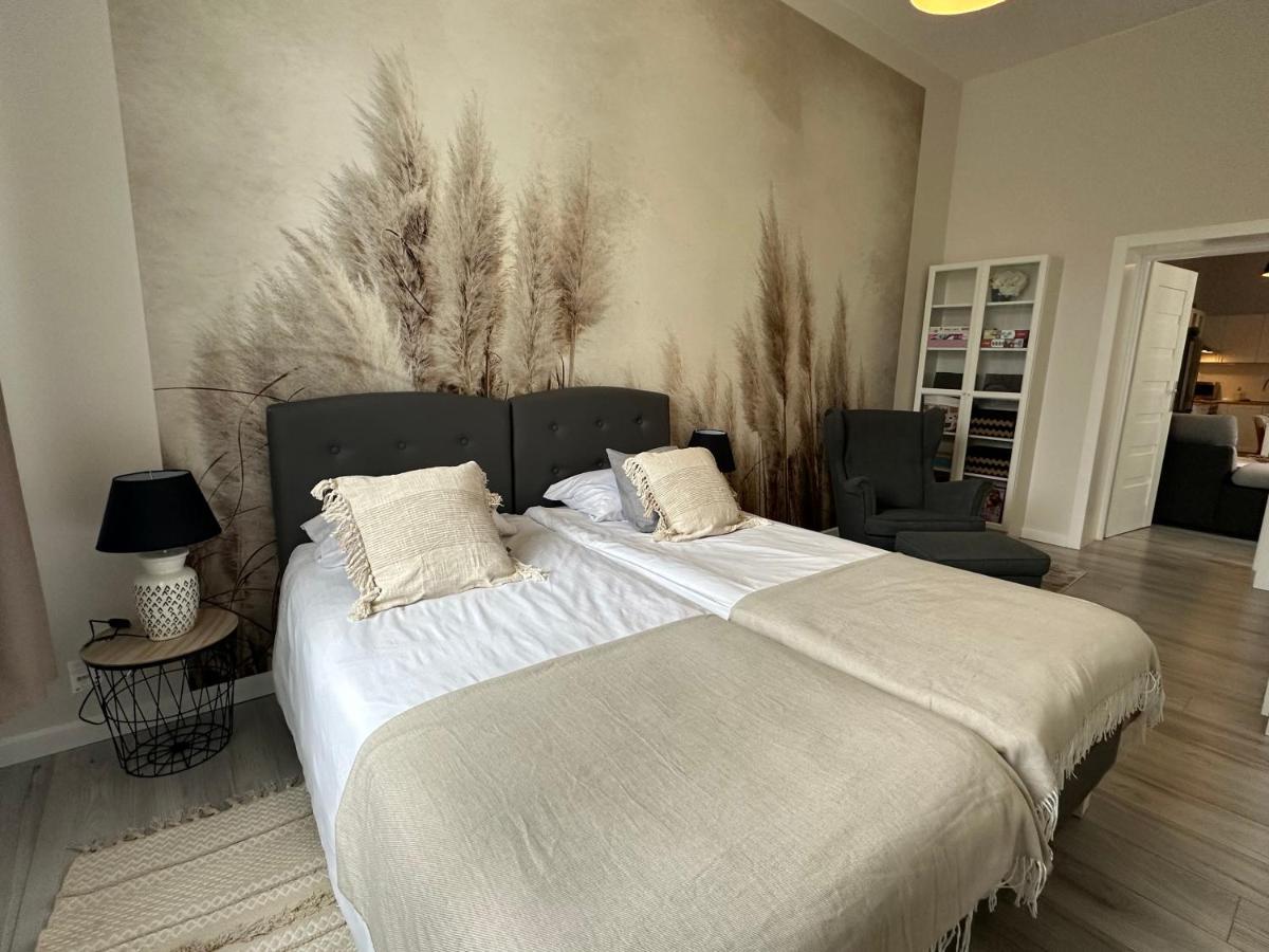 Apartament Wroclawia Esterno foto