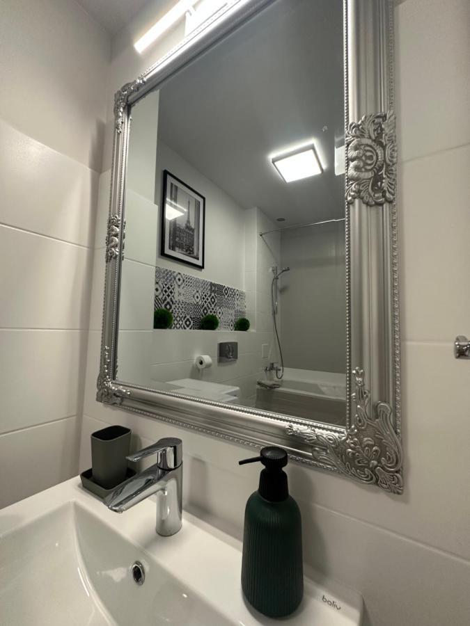 Apartament Wroclawia Esterno foto